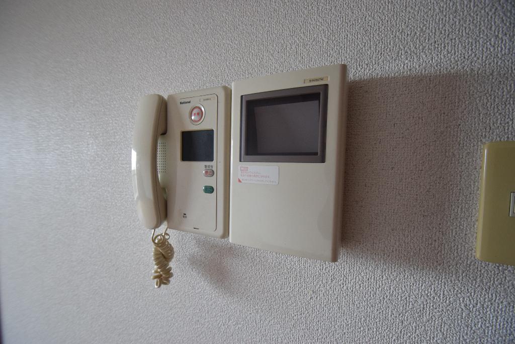 セキュリティ　カメラ付インターホン