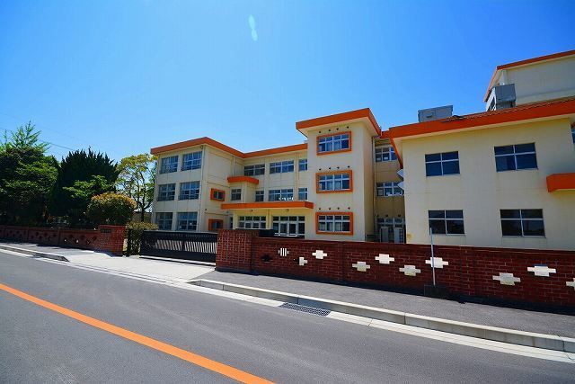 小学校　築上町立　築城小学校（小学校）まで600m