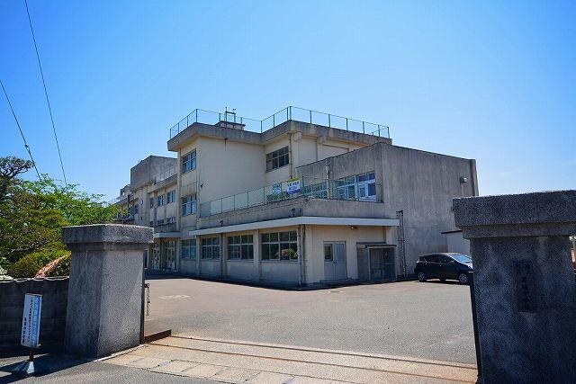 中学校　築上町立　築城中学校（中学校）まで1400m