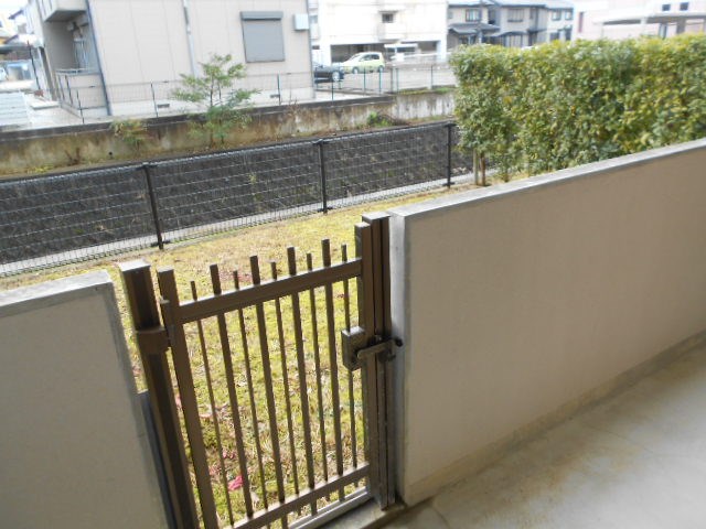 バルコニー　※他号室別部屋画像です