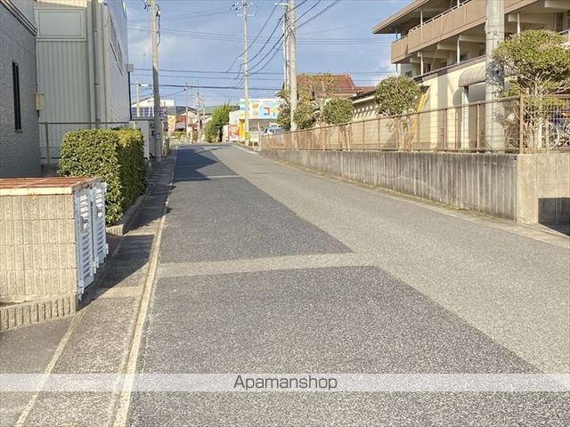 その他　前面道路（その他）まで0m