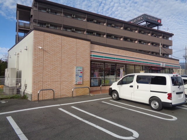コンビニ　セブン－イレブン　長浜加納町店（コンビニ）まで300m