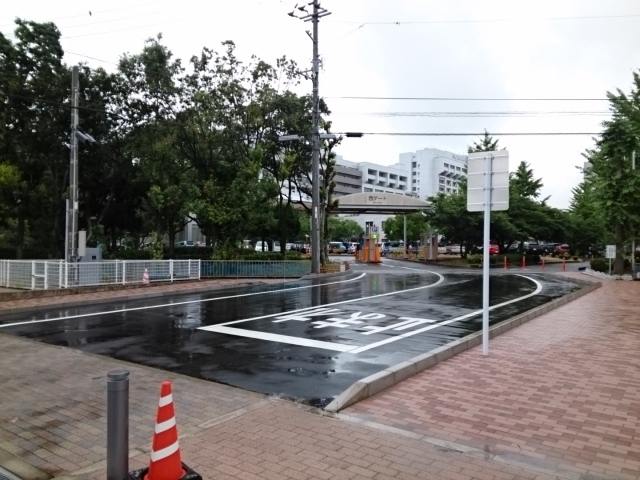 病院　愛媛大学医学部付属病院（病院）まで290m