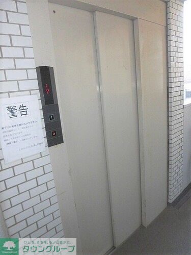 その他　エレベーター