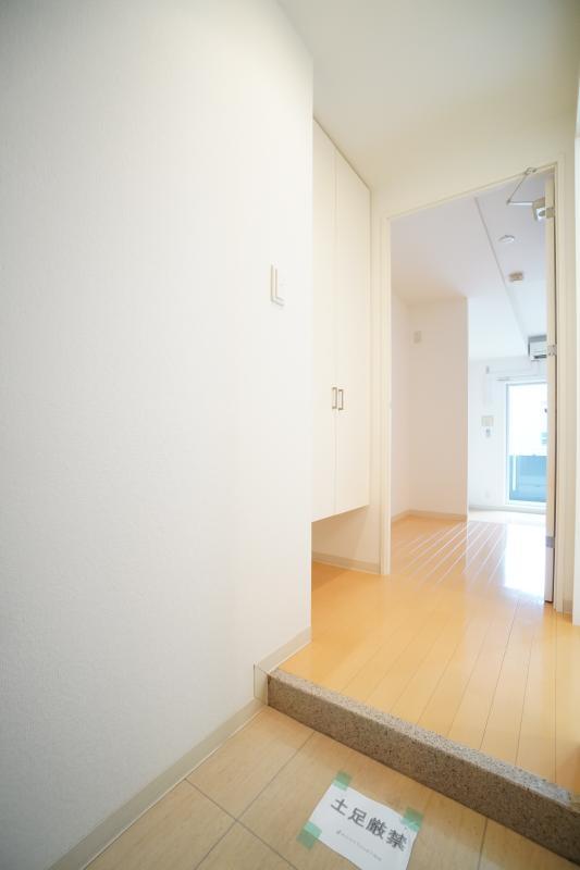 玄関　収納もある玄関です