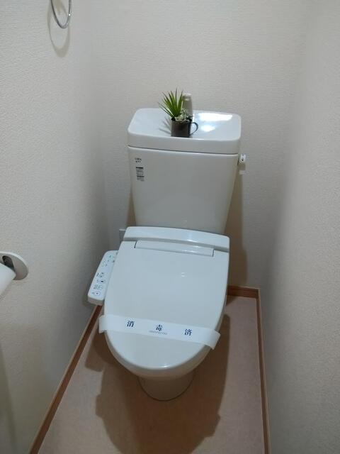 トイレ　室内イメージ