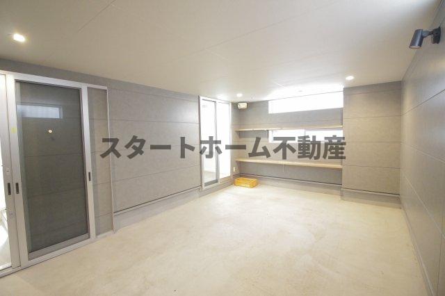 その他　ガレージ