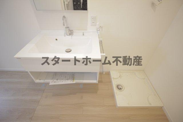 洗面設備　コンパクトで使いやすい洗面所