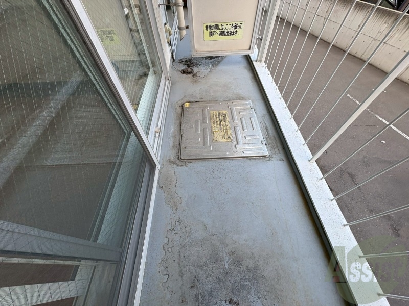 バルコニー　バルコニーが付いていますので一息ついてみてはいかがですか。