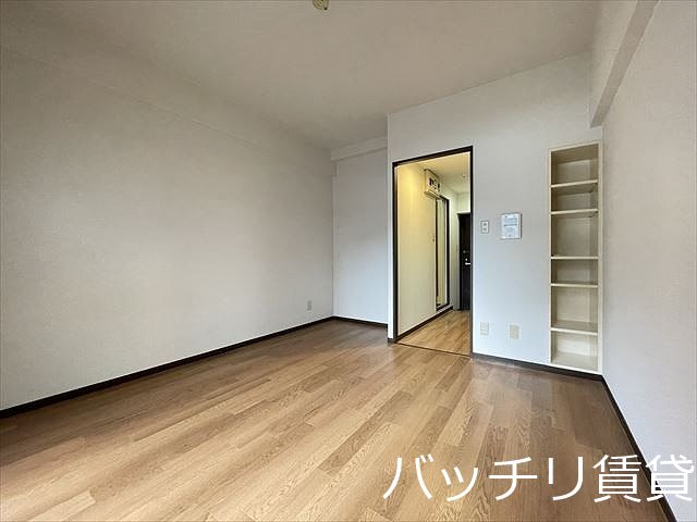 居室・リビング　＊別部屋の為イメージ。現状を優先致します