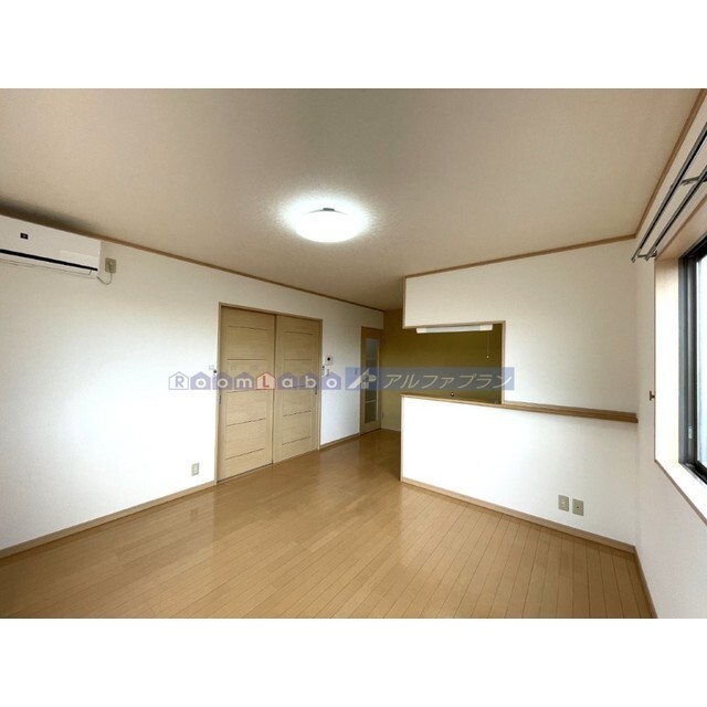居室・リビング　※同タイプのお部屋の写真です