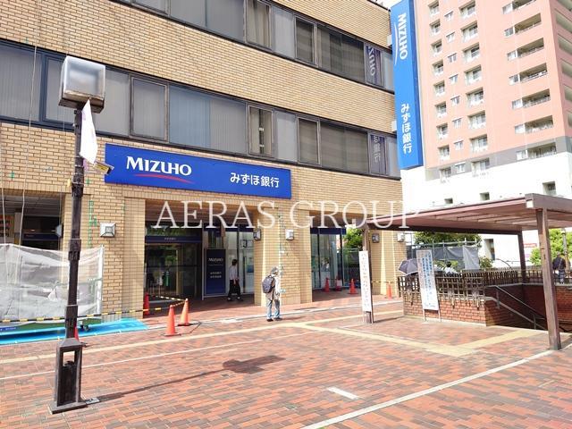 銀行　みずほ銀行 多摩センター支店（銀行）まで928m