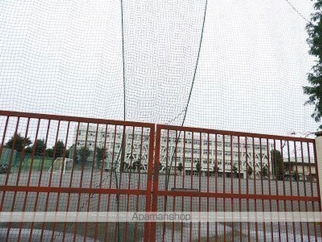 中学校　立川市立第七中学校（中学校）まで655m