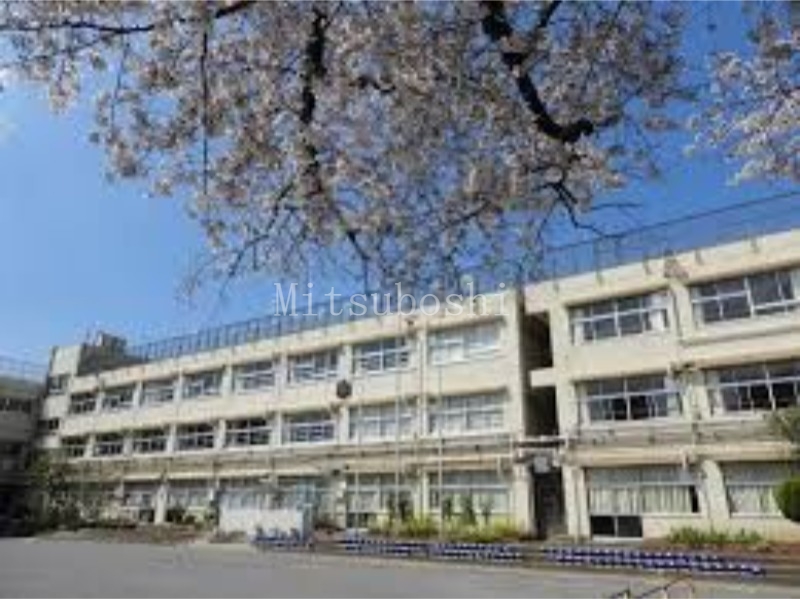 小学校　世田谷区立代田小学校（小学校）まで986m