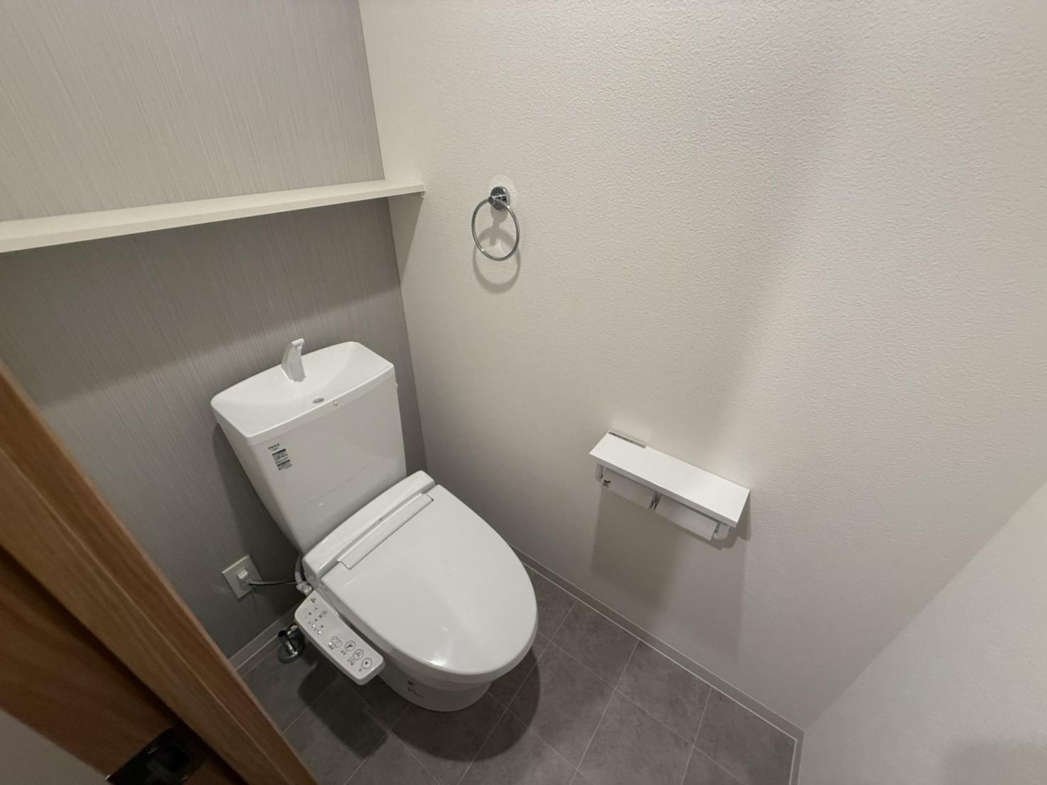 トイレ　ウォシュレット付きのトイレです