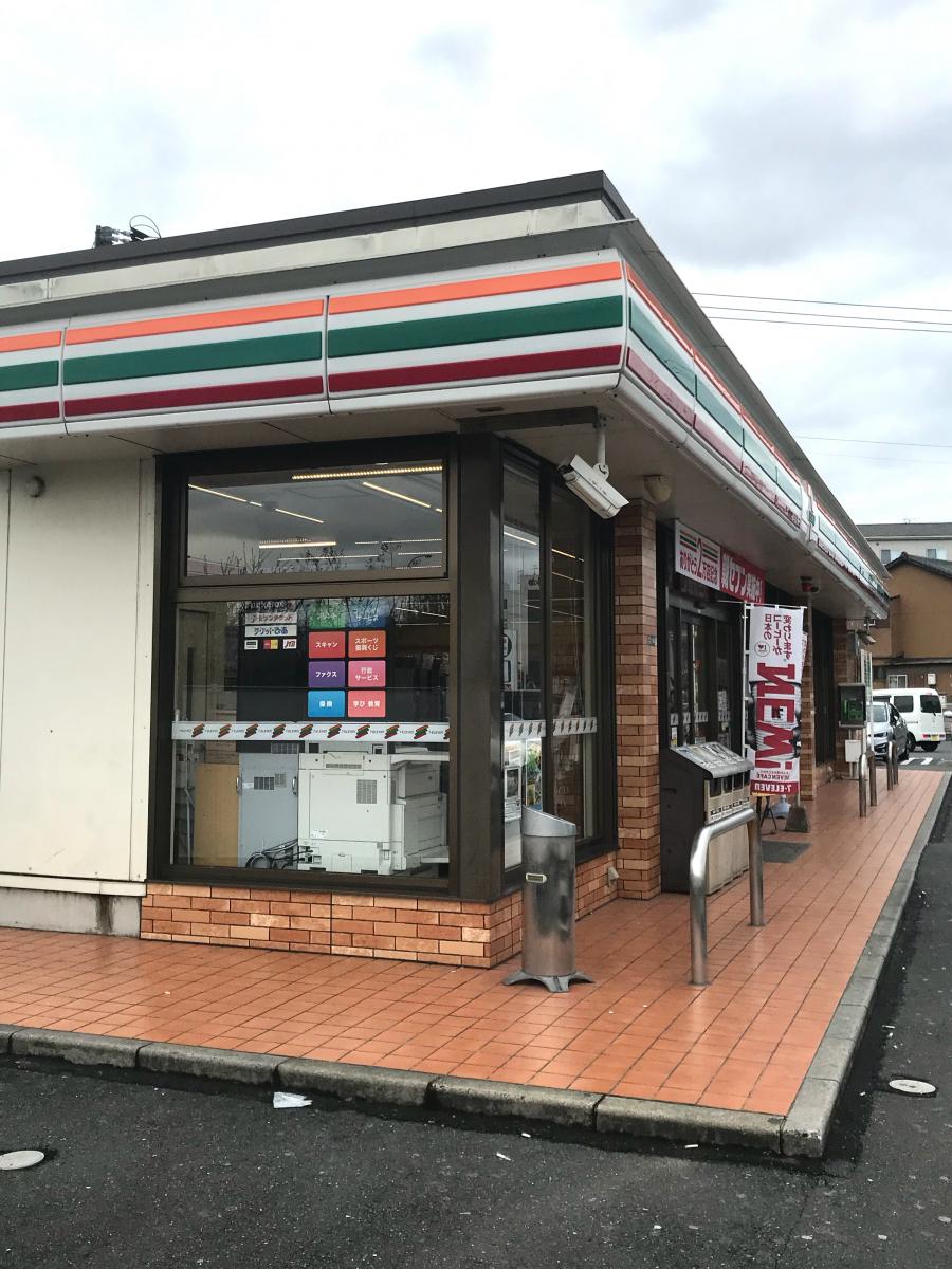 コンビニ　セブンイレブン小倉篠崎2丁目店（コンビニ）まで177m