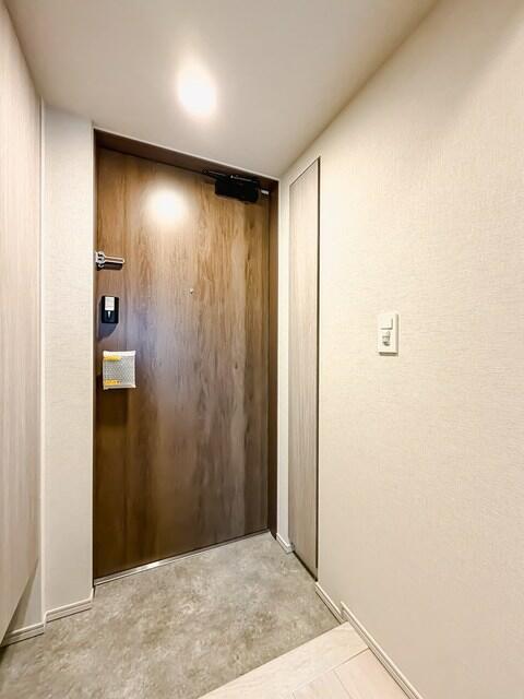 玄関　※写真は同タイプ住戸です。