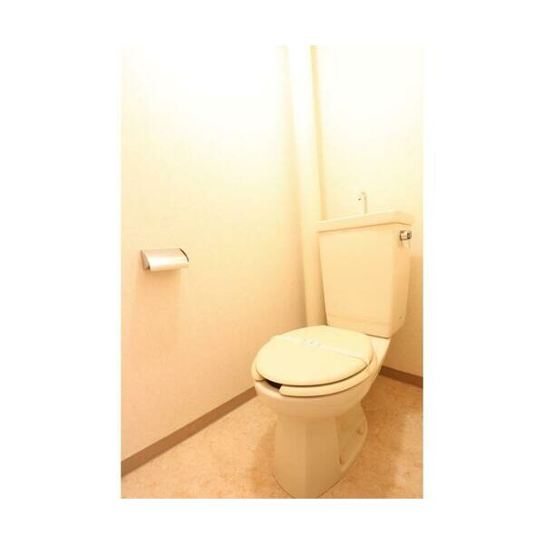 トイレ　シンプルで使いやすいトイレです♪
