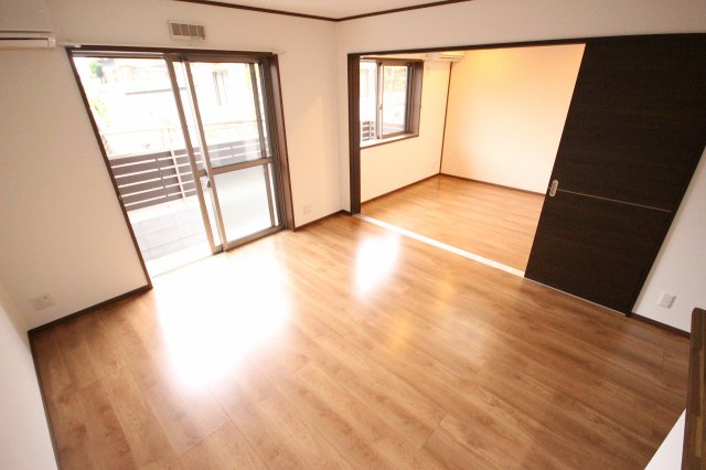 居室・リビング　※お部屋により仕様が異なる場合があります※