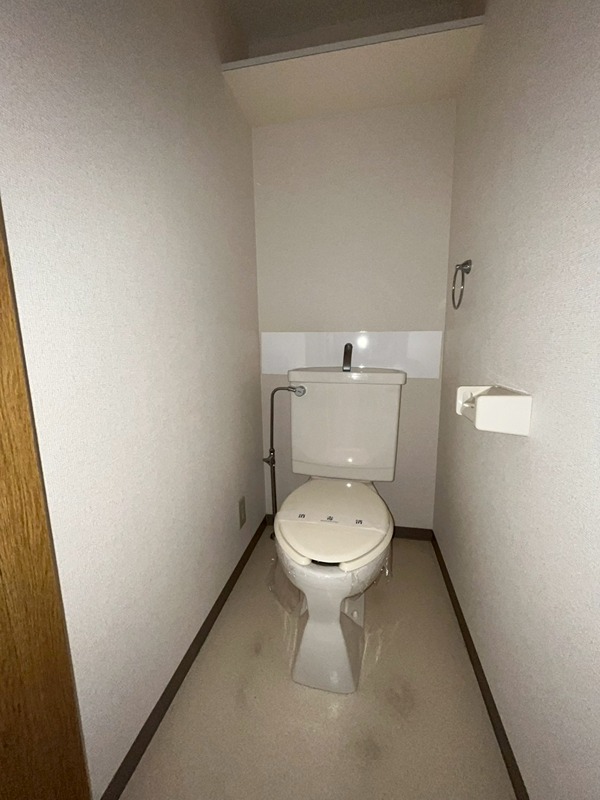 トイレ　別部屋参考