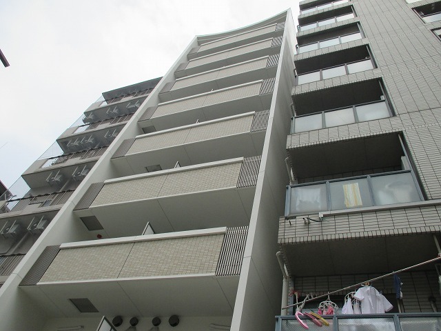 建物外観　きれいな外観のマンションです