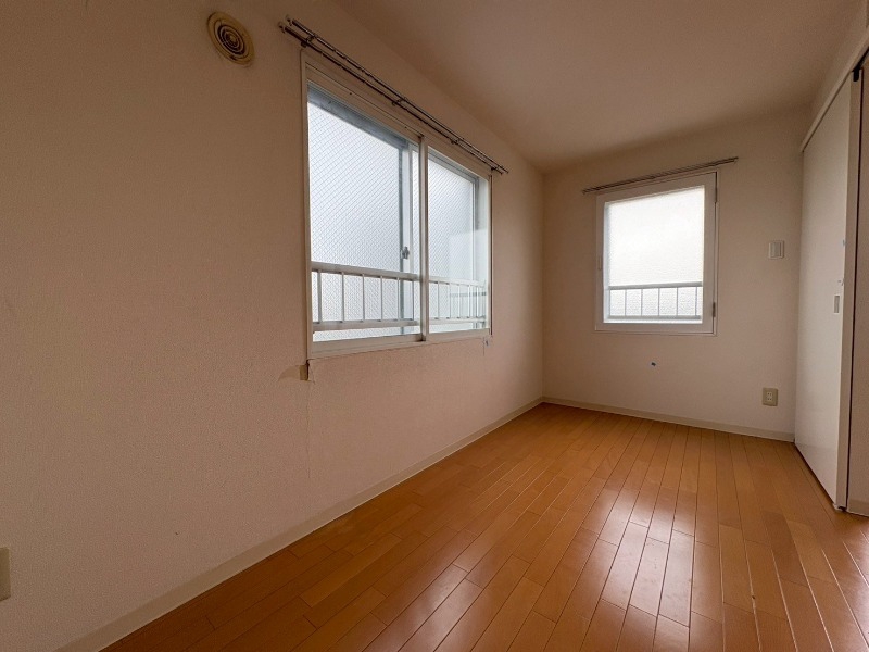 その他部屋・スペース　寝室は建具で仕切られているので、寝室の空間を作れますね！