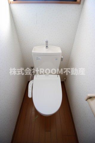 トイレ　コンパクトで使いやすいトイレです