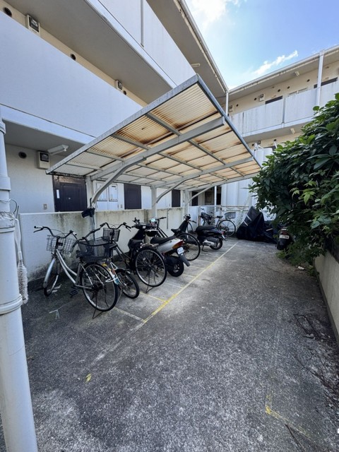 その他共有部分　駐輪場あり