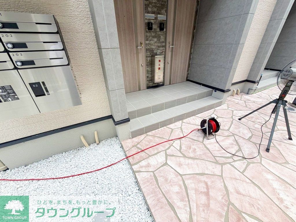 エントランス　駐車場
