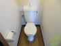 トイレ　こちらはトイレです。清潔感があり、安心して使用できます。