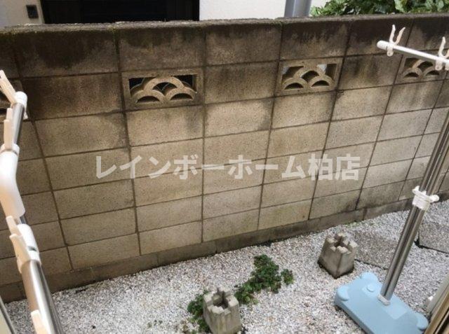 バルコニー　陽当たり良好なバルコニーです