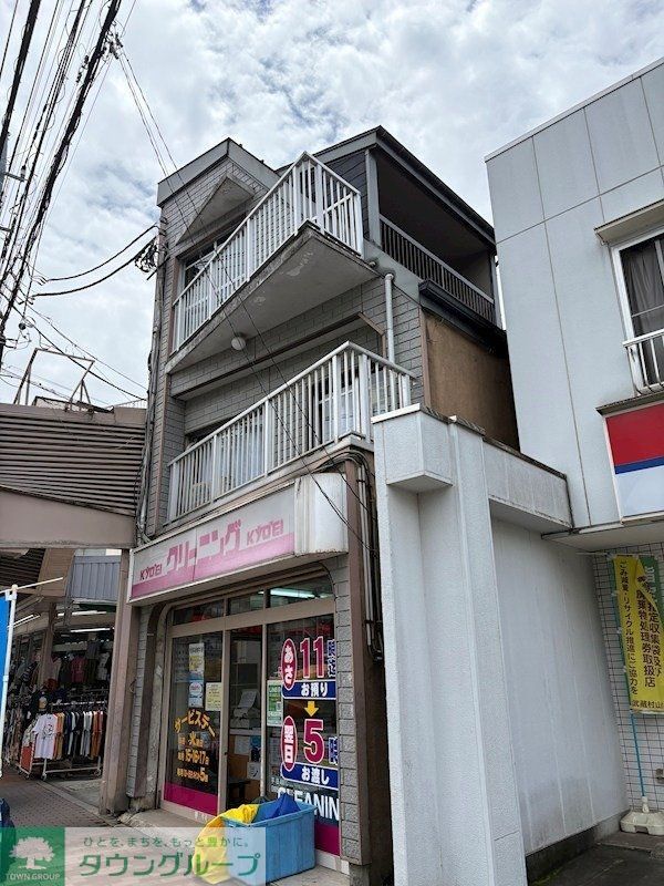 建物外観　エントランス