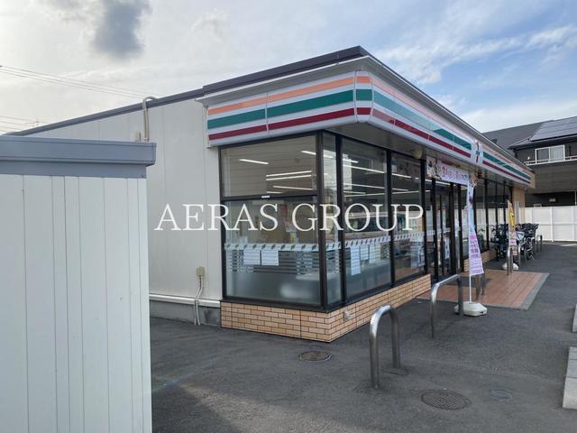 コンビニ　セブン-イレブン 鎌ヶ谷南初富３丁目店（コンビニ）まで670m