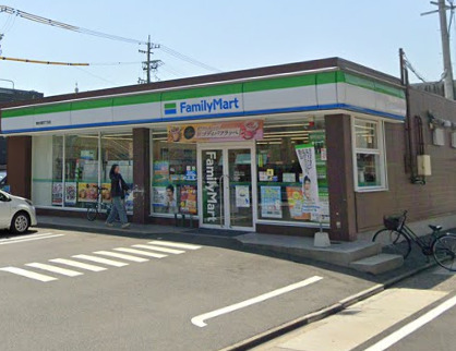 コンビニ　ファミリーマート 黄金通四丁目店（コンビニ）まで148m