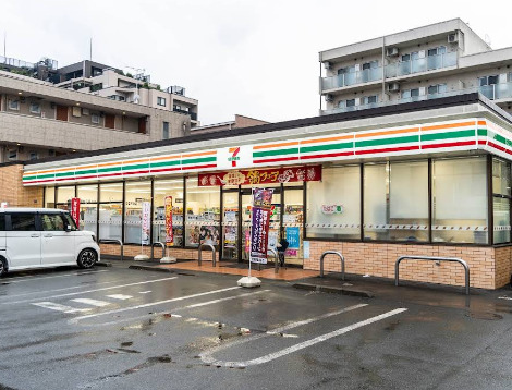 コンビニ　セブンイレブン 小金井梶野通り店（コンビニ）まで124m
