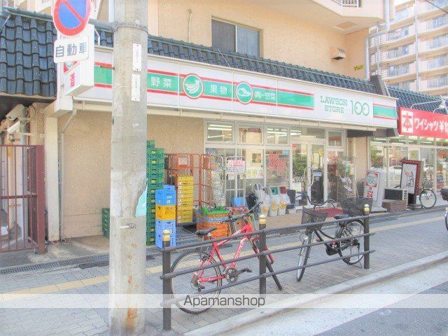 コンビニ　ローソンストア１００（コンビニ）まで180m