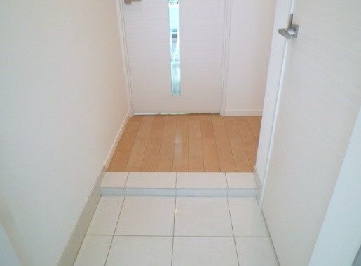 玄関　落ち着いた玄関です