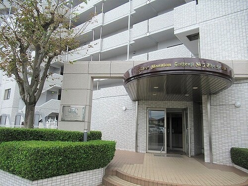 エントランス　マンションエントランス