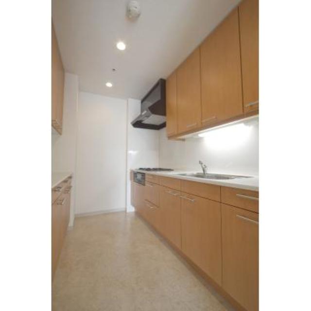 キッチン　※写真は同タイプ住戸です。
