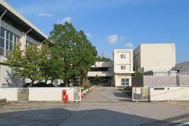 中学校　播磨町立播磨中学校（中学校）まで400m