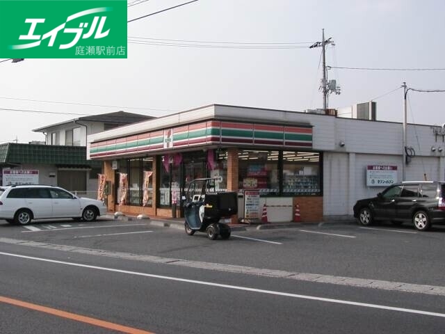 コンビニ　セブンイレブン総社大橋東店（コンビニ）まで859m