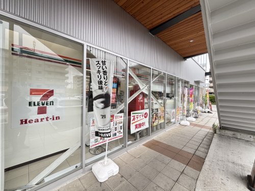 コンビニ　セブンイレブン ハートイン西宮松山町店（コンビニ）まで185m