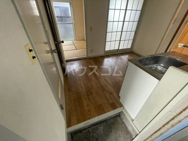 カーサ小田原の玄関写真