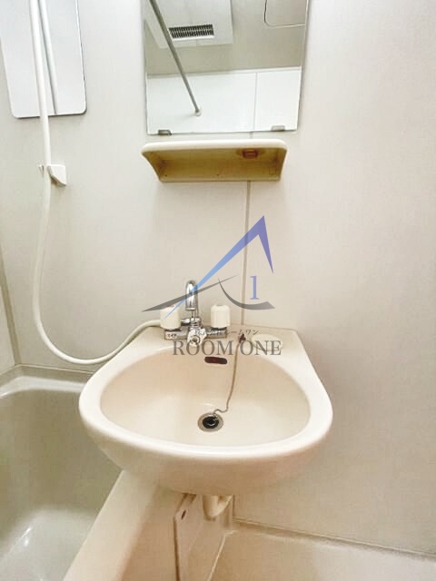 洗面設備　洗面台です。