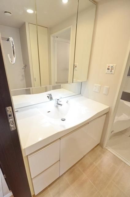 洗面設備　★お部屋探しは株式会社タウンハウジング東京まで★