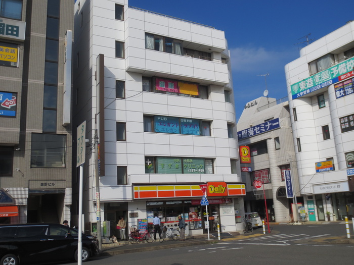 コンビニ　デイリーヤマザキ都賀西口店（コンビニ）まで182m