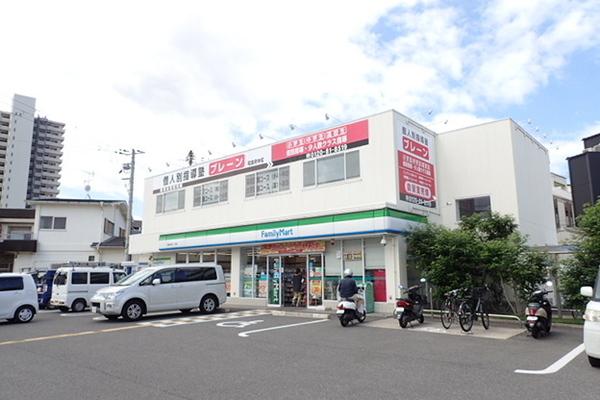コンビニ　ファミリーマート和泉府中町一丁目店（コンビニ）まで1112m
