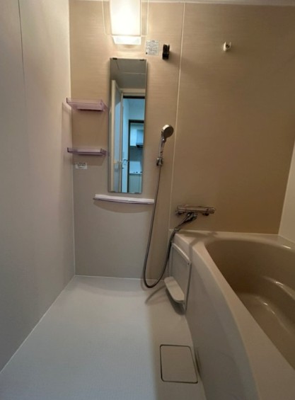 バス・シャワールーム　別部屋参照写真