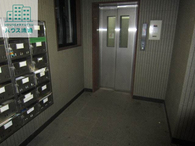 エントランス　エントランス部分