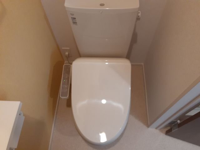 トイレ　トイレもきれいです